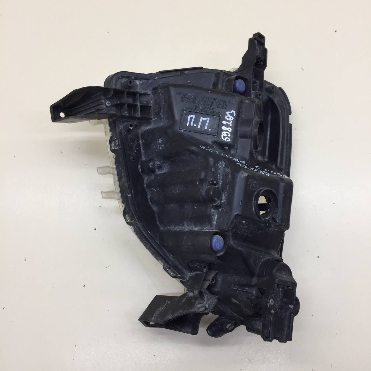 Фара противотуманная правая Mitsubishi Eclipse Cross 2017>