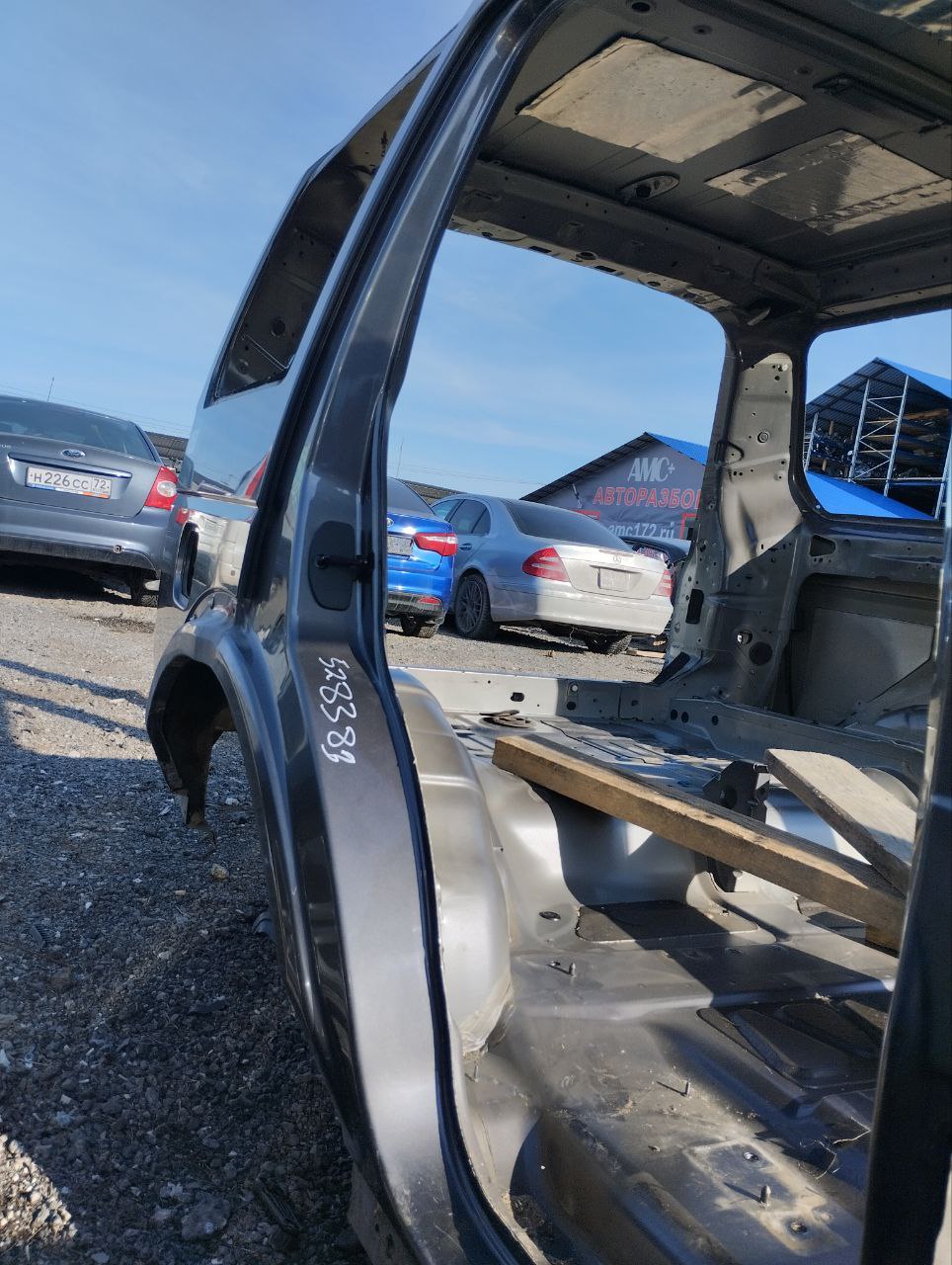 Крыло заднее правое Land Rover Discovery 3 (L319) 2004-2009