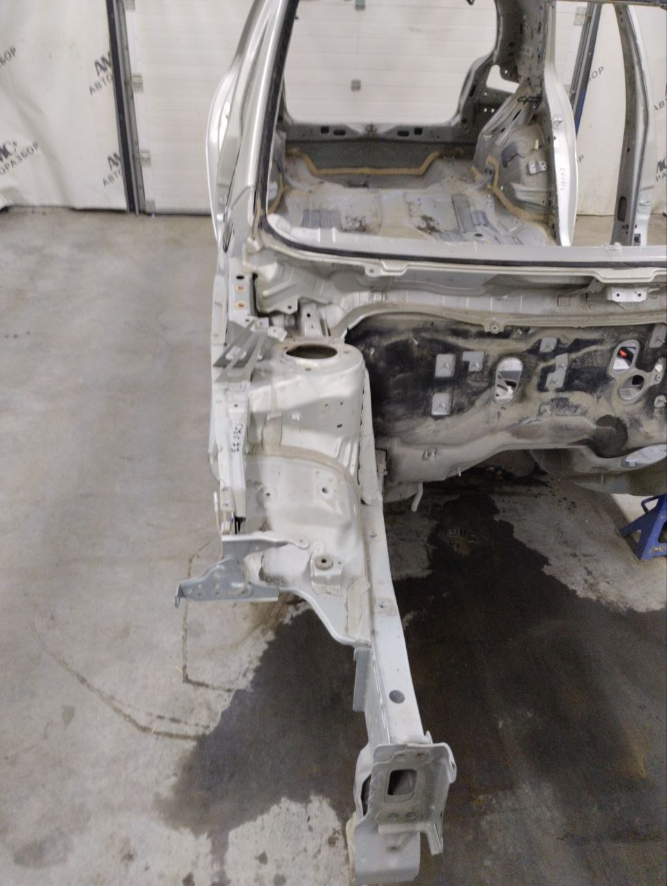 Четверть передняя правая Toyota Auris (E150) 2006-2012