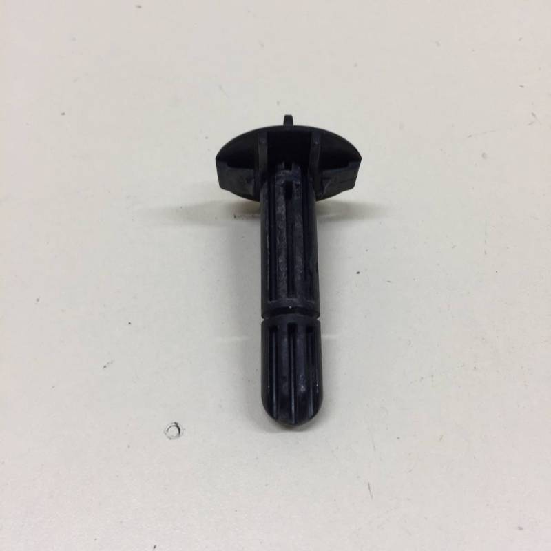 Кронштейн радиатора Renault Sandero Stepway (5S) 2014-2022