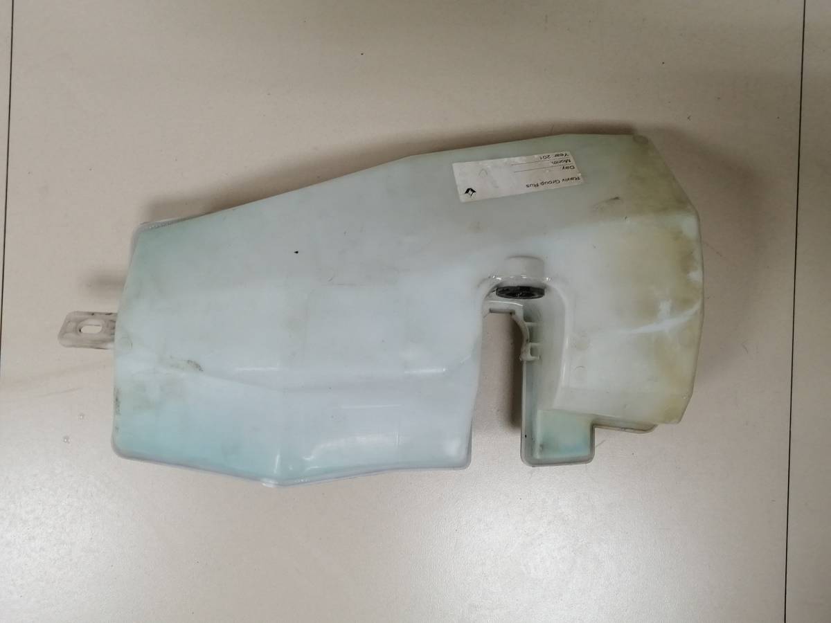 Бачок омывателя лобового стекла Lada Largus 2012>