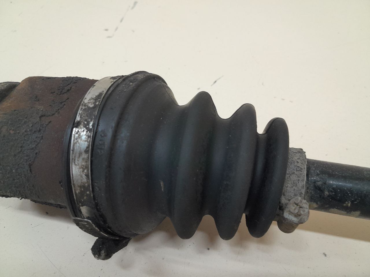 Полуось передняя правая Nissan Almera Classic (B10) 2006-2013