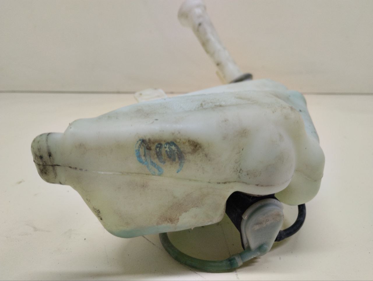 Бачок омывателя Peugeot 206 1998-2012