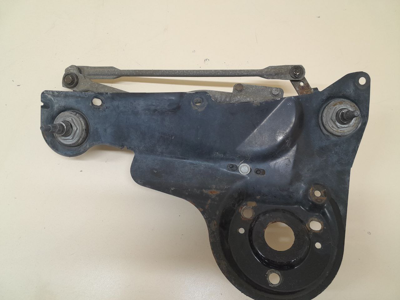 Трапеция стеклоочистителей Ford Fiesta (MK5) 2002-2008