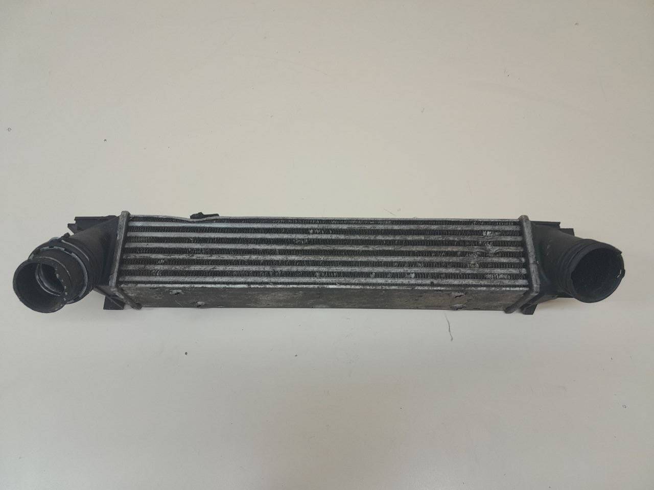 Интеркулер BMW 3-series E90/E91 2005-2011 Интеркулер BMW 3-series E90/E91 2005-2011