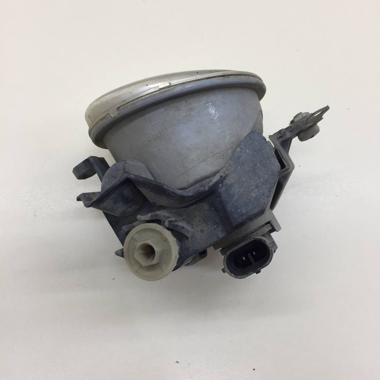 Фара противотуманная левая Toyota Rav 4 (XA40) 2013-2019 Фара противотуманная левая Toyota Rav 4 (XA40) 2013-2019