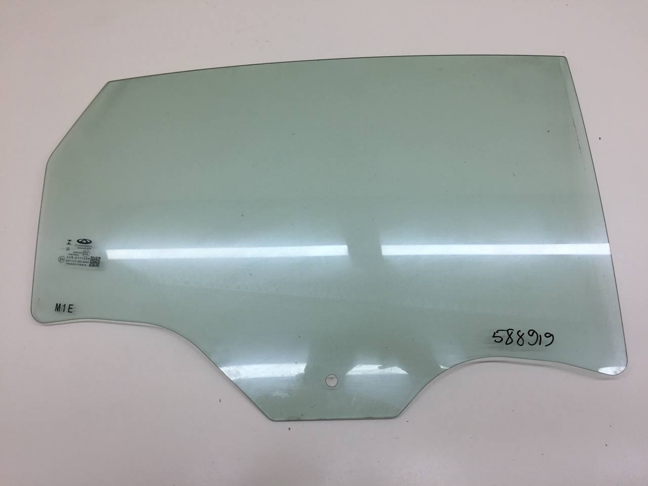 Стекло двери задней правой Chery Arrizo 8 2022>