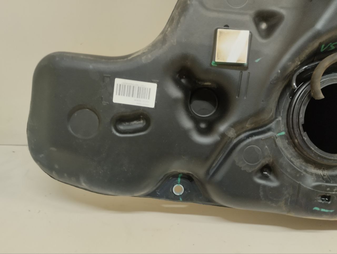Бак топливный Toyota Corolla E180 2013-2019 Бак топливный Toyota Corolla E180 2013-2019
