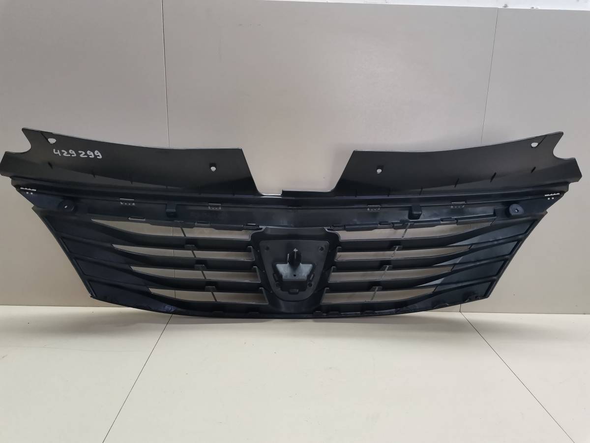 Решетка радиатора Renault Logan (1) 2005-2014