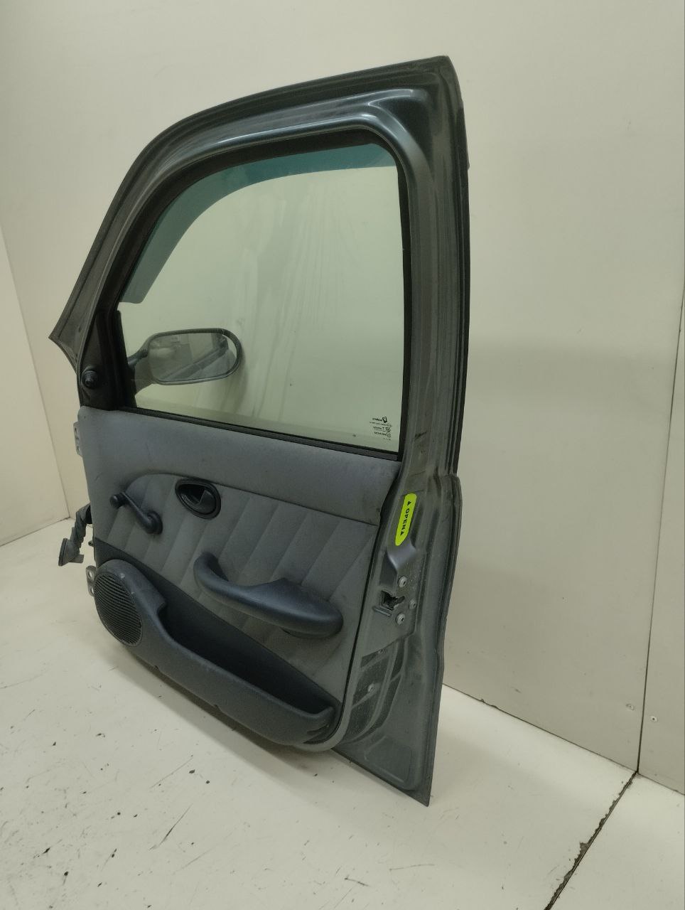 Дверь передняя правая Fiat Albea 2002-2012