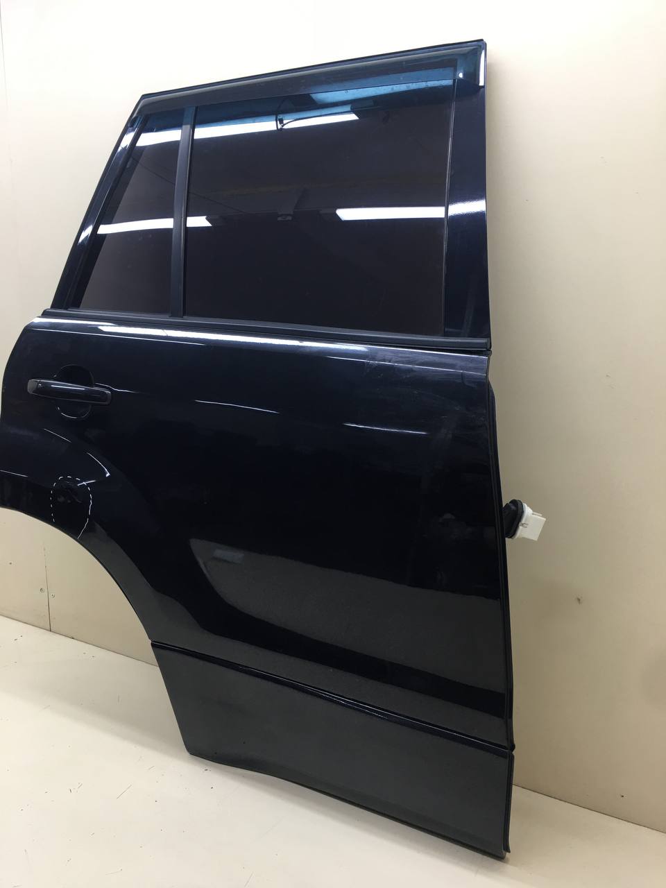 Дверь задняя правая Suzuki Grand Vitara 2005-2015