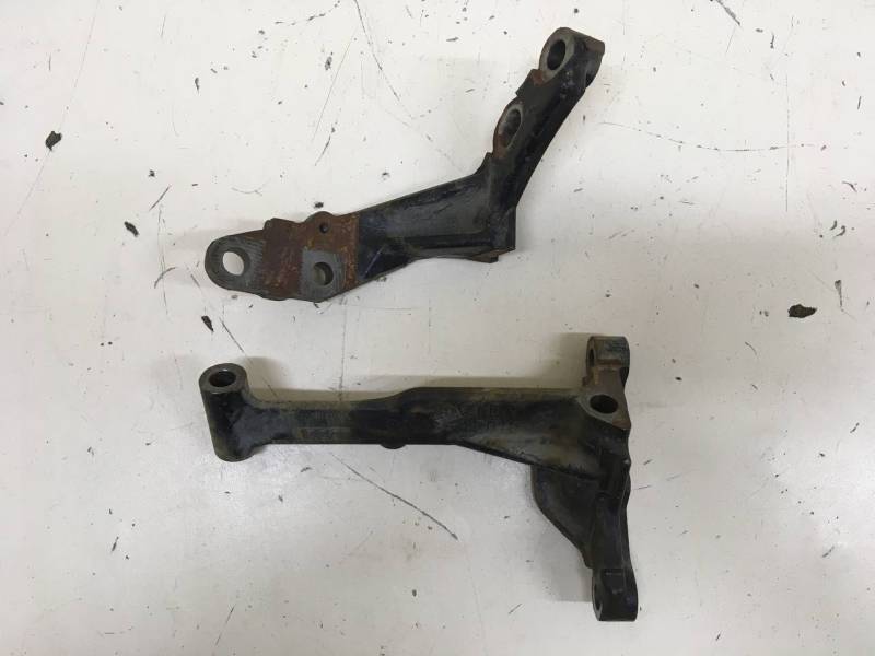 Кронштейн двигателя Toyota Rav 4 (XA40) 2013-2019 Кронштейн двигателя Toyota Rav 4 (XA40) 2013-2019