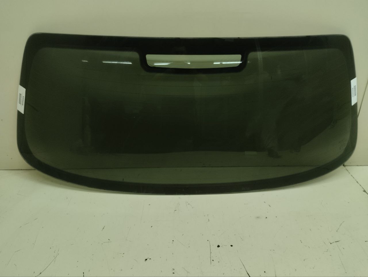 Стекло заднее Fiat Albea 2002-2012 Стекло заднее Fiat Albea 2002-2012