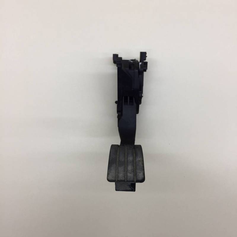 Педаль газа Renault Sandero Stepway (5S) 2014-2022 Педаль газа Renault Sandero Stepway (5S) 2014-2022