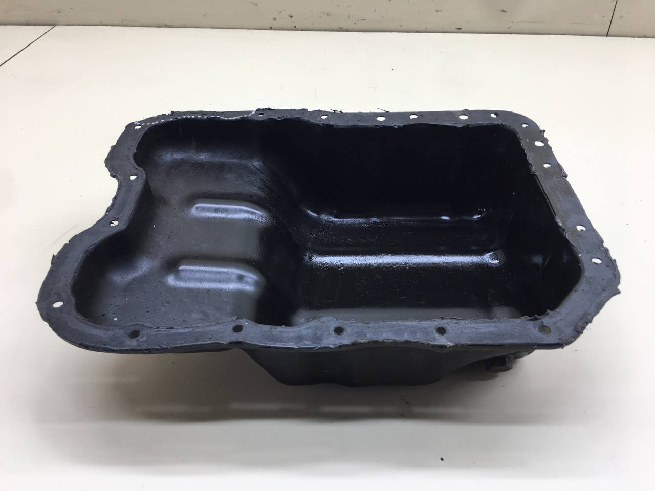Поддон масляный двигателя Mitsubishi Outlander XL (CW) 2006-2012 Поддон масляный двигателя Mitsubishi Outlander XL (CW) 2006-2012