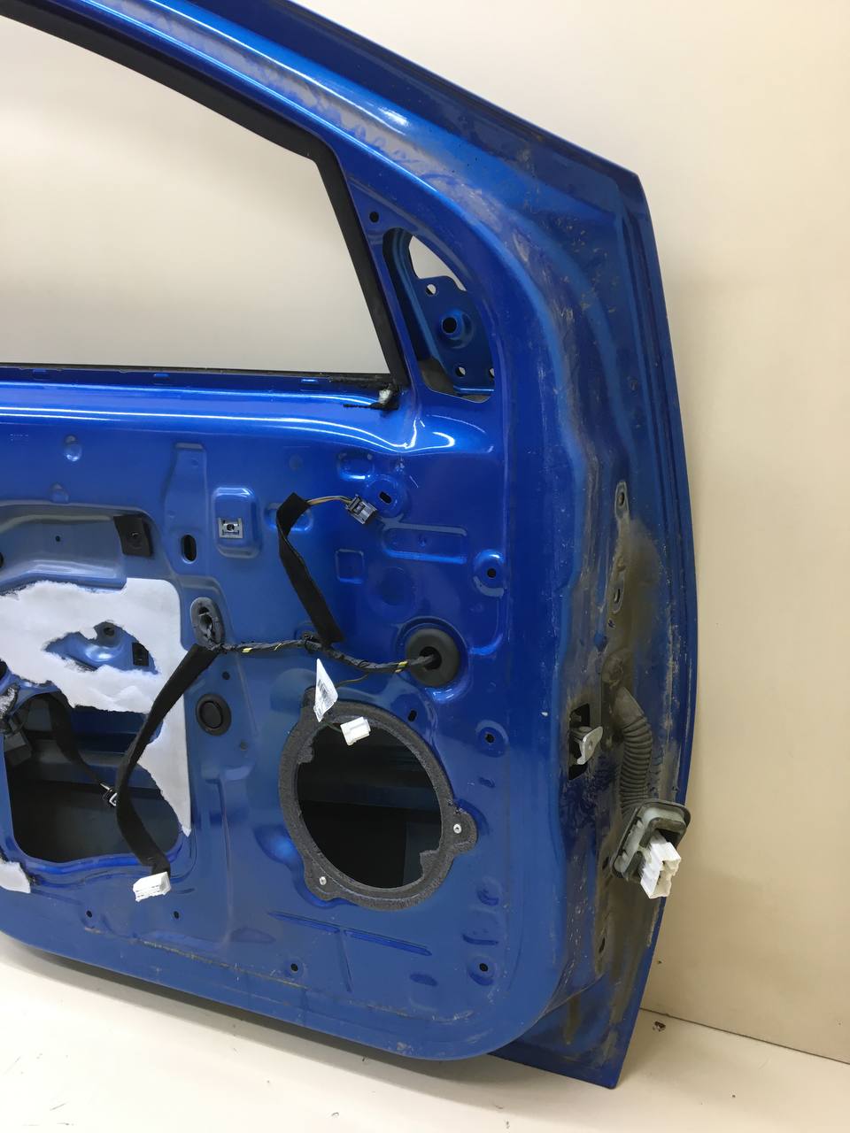 Дверь передняя левая Renault Sandero Stepway (5S) 2014-2022 Дверь передняя левая Renault Sandero Stepway (5S) 2014-2022
