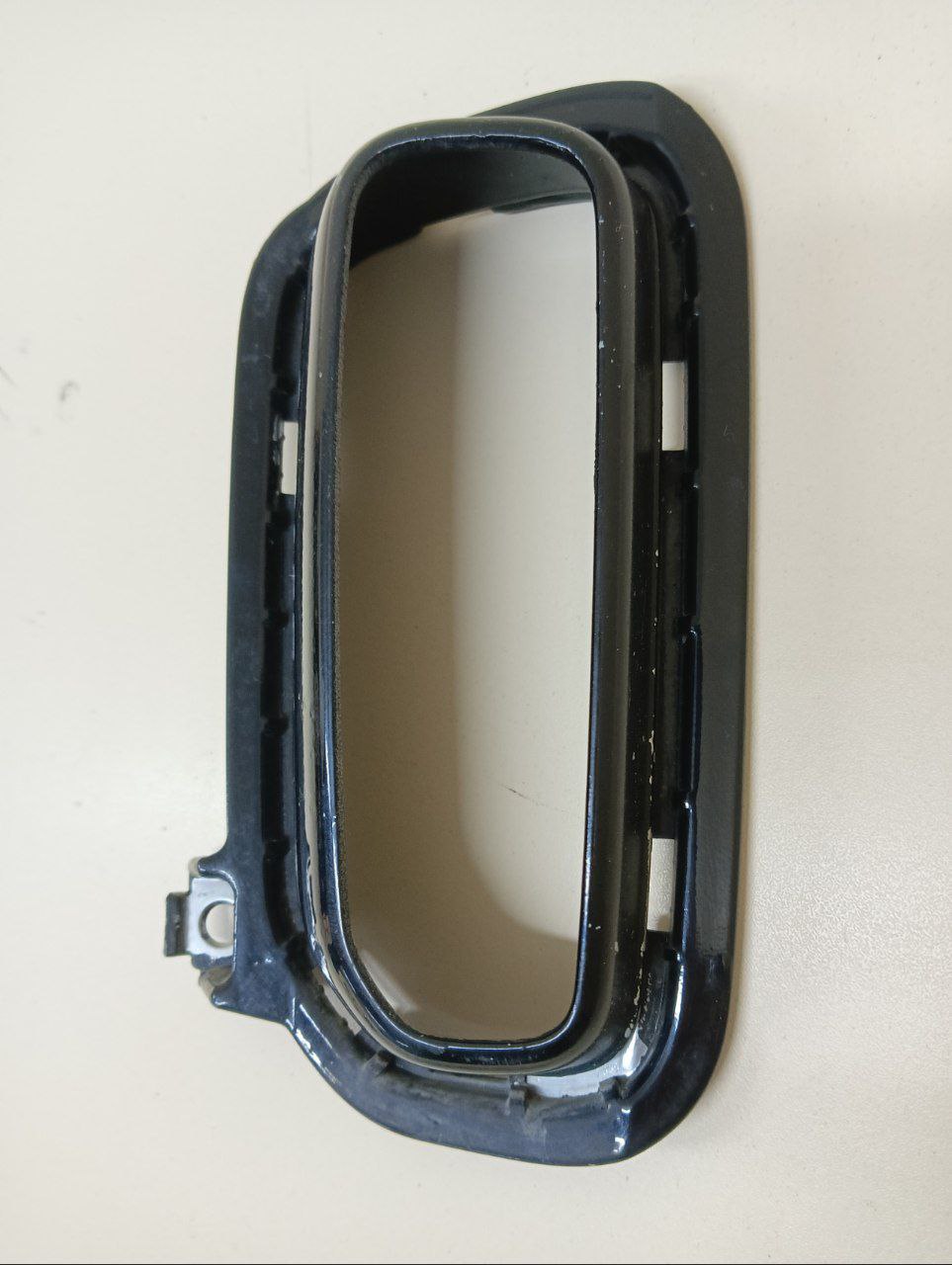 Рамка противотуманной фары правой Kia Seltos 2019>