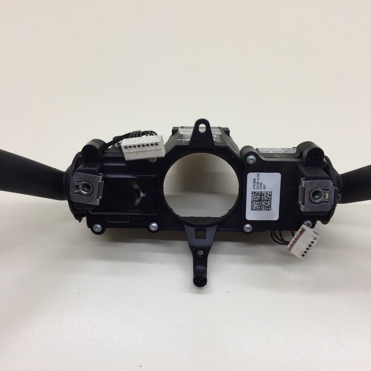 Переключатель подрулевой в сборе Volkswagen Tiguan (5N1) 2007-2011 Переключатель подрулевой в сборе Volkswagen Tiguan (5N1) 2007-2011