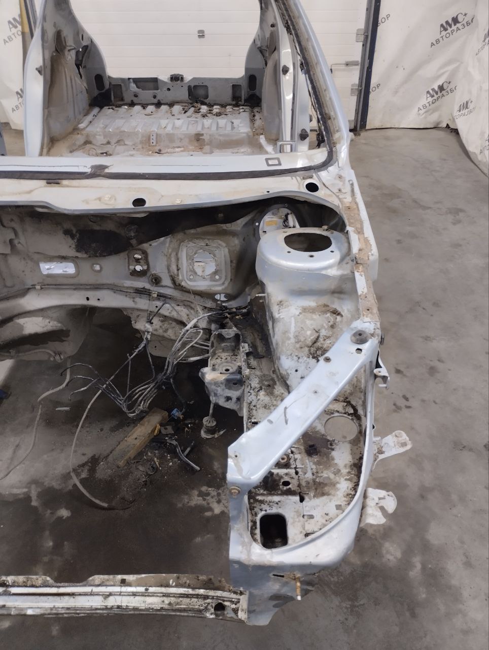 Четверть передняя левая Peugeot 206 1998-2012