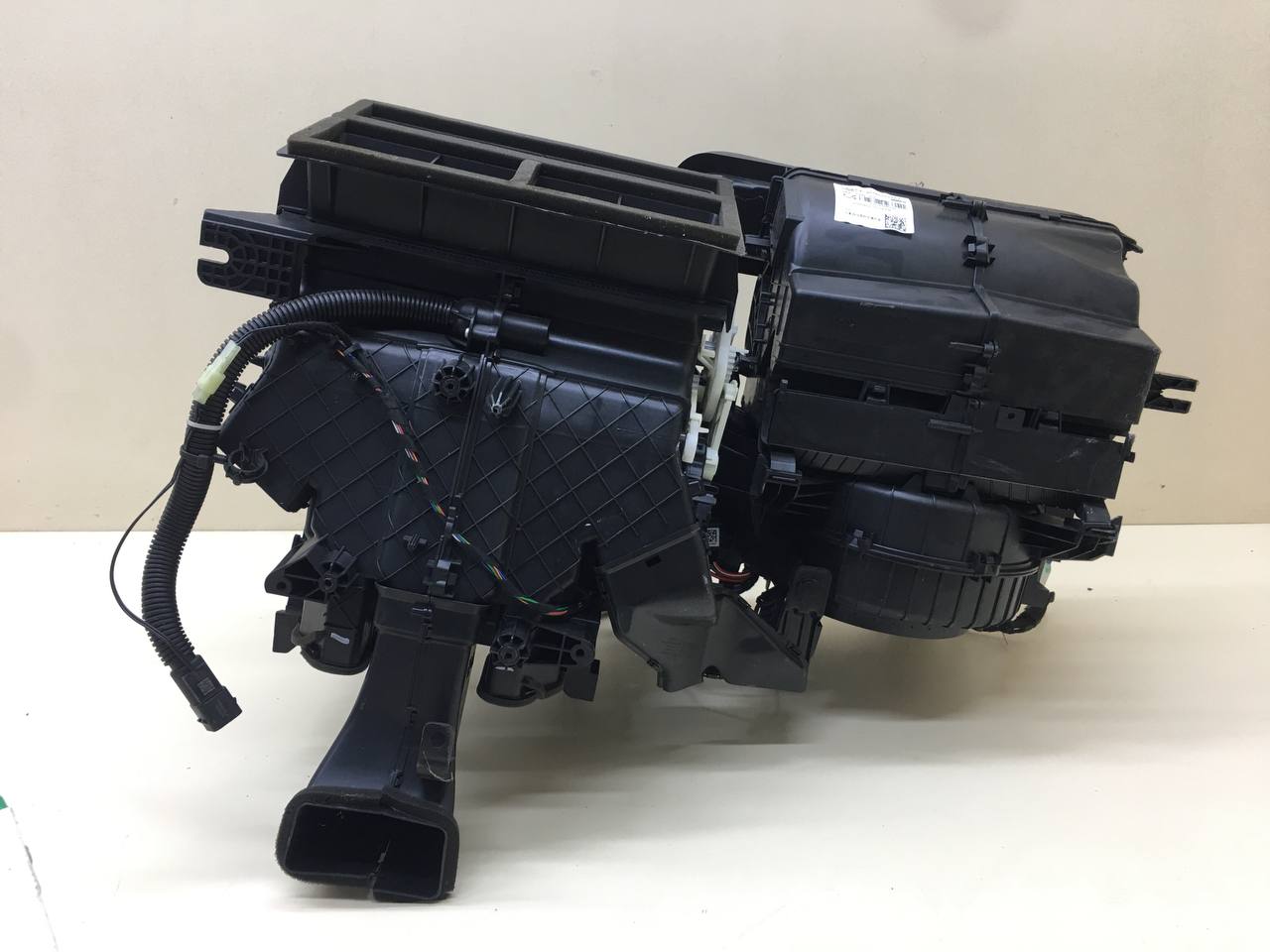 Корпус отопителя EXEED RX 2022>