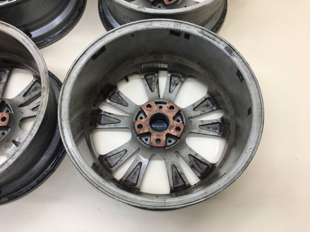 Диски к-кт R17 Литые