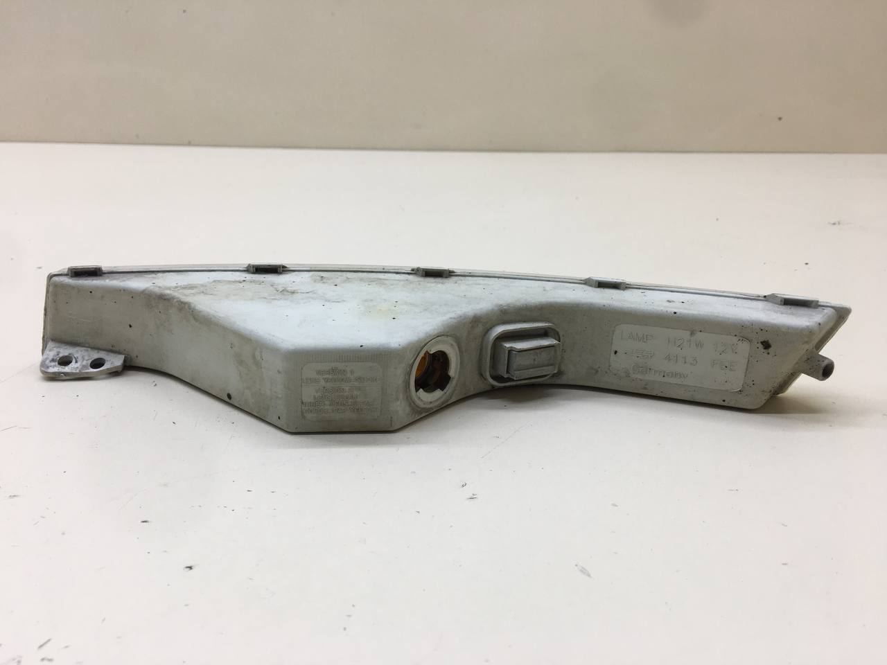 Указатель поворота в бампер правый Volkswagen Passat B6 2005-2010