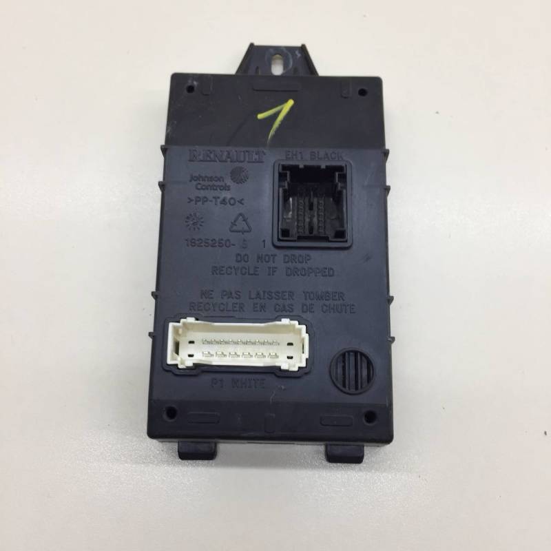 Блок комфорта Renault Sandero 2009-2014