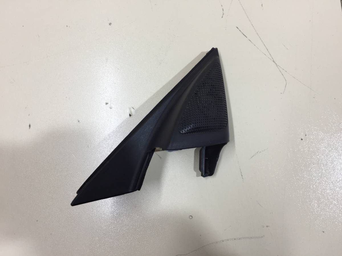 Крышка зеркала внутренняя правая Subaru Impreza (G12) 2007-2012