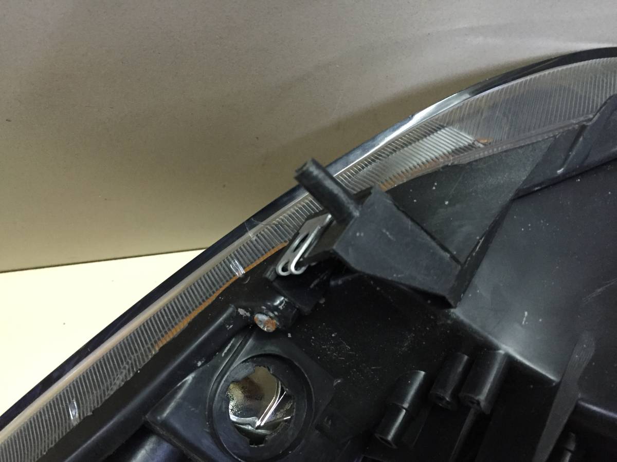 Фара правая Mazda Mazda 3 (BL) 2009-2013