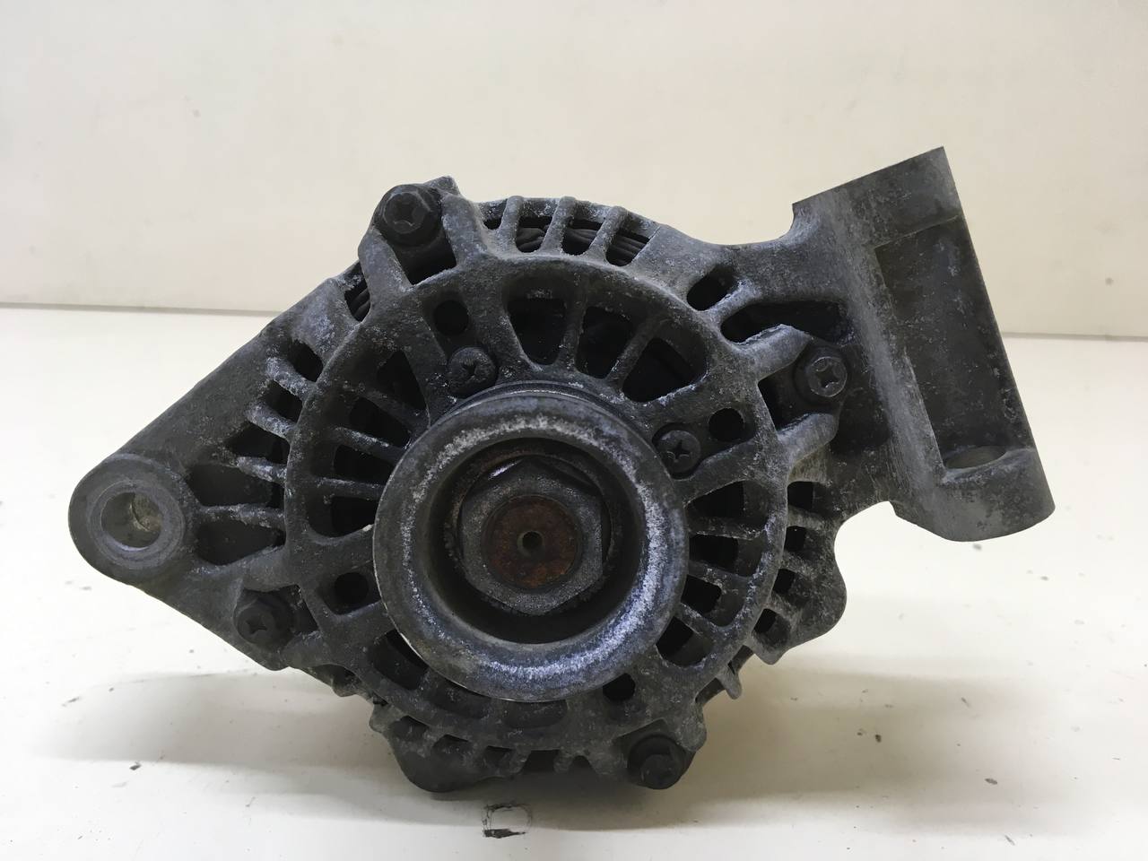 Генератор Ford Fusion (JU) 2002-2012 Генератор Ford Fusion (JU) 2002-2012