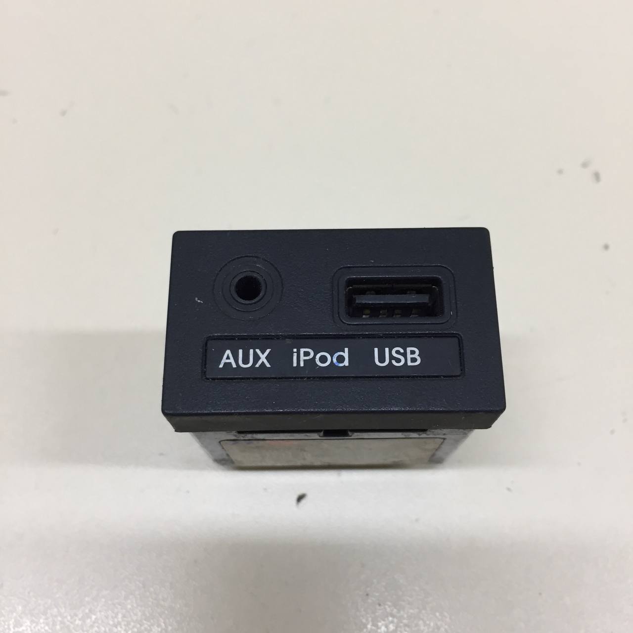 Разъем (USB AUX) Hyundai Solaris (RB) 2010-2017