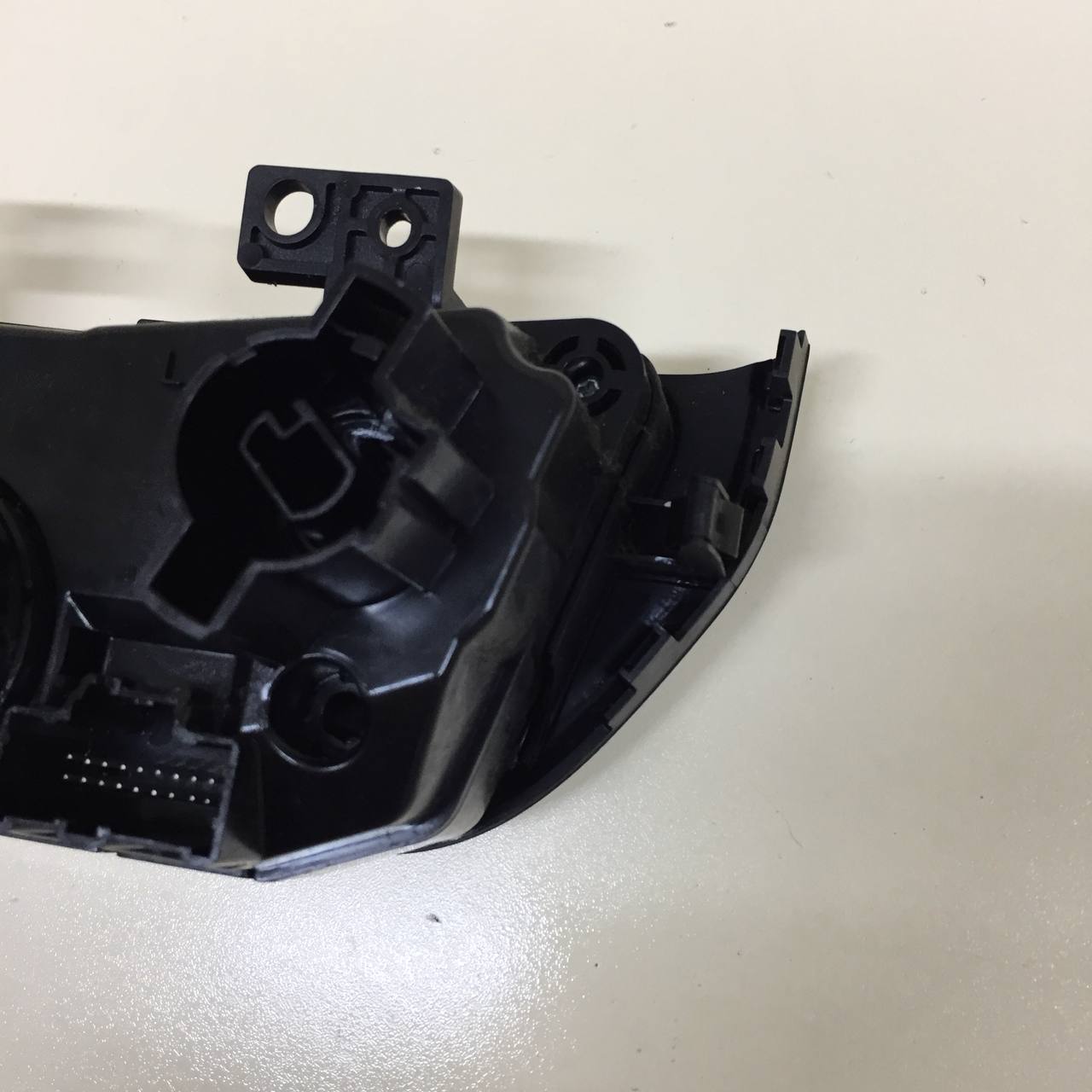 Блок управления отопителем Chevrolet Cobalt (T250) 2011-2015 Блок управления отопителем Chevrolet Cobalt (T250) 2011-2015