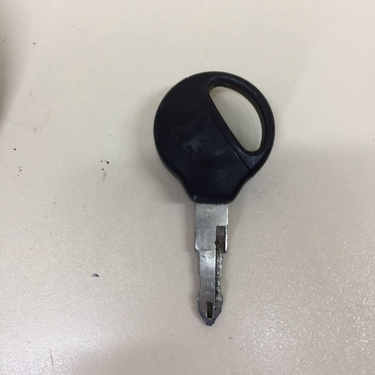 Замок зажигания Peugeot 206 1998-2012 Замок зажигания Peugeot 206 1998-2012