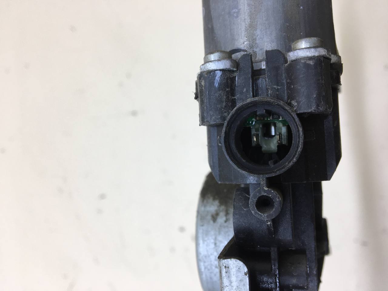 Стеклоподъемник электр. передний правый Hyundai Solaris (RB) 2010-2017