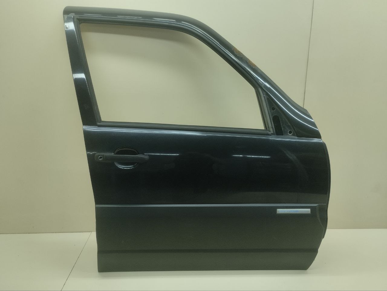 Дверь передняя правая Chevrolet Niva 2009-2020