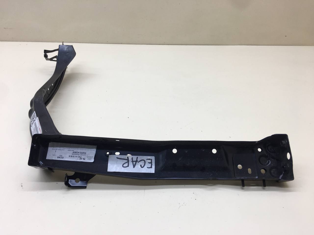 Кронштейн радиатора Toyota Rav 4 (XA50) 2018>