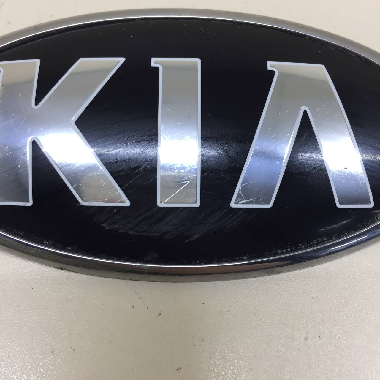 Эмблема Kia Rio X-Line 2017> Эмблема Kia Rio X-Line 2017>