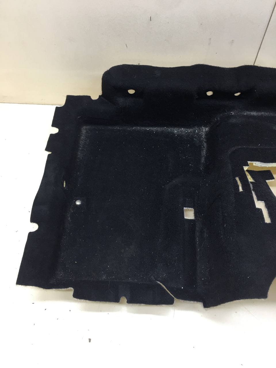 Покрытие напольное (ковролин) Lada  Niva Travel 2020>