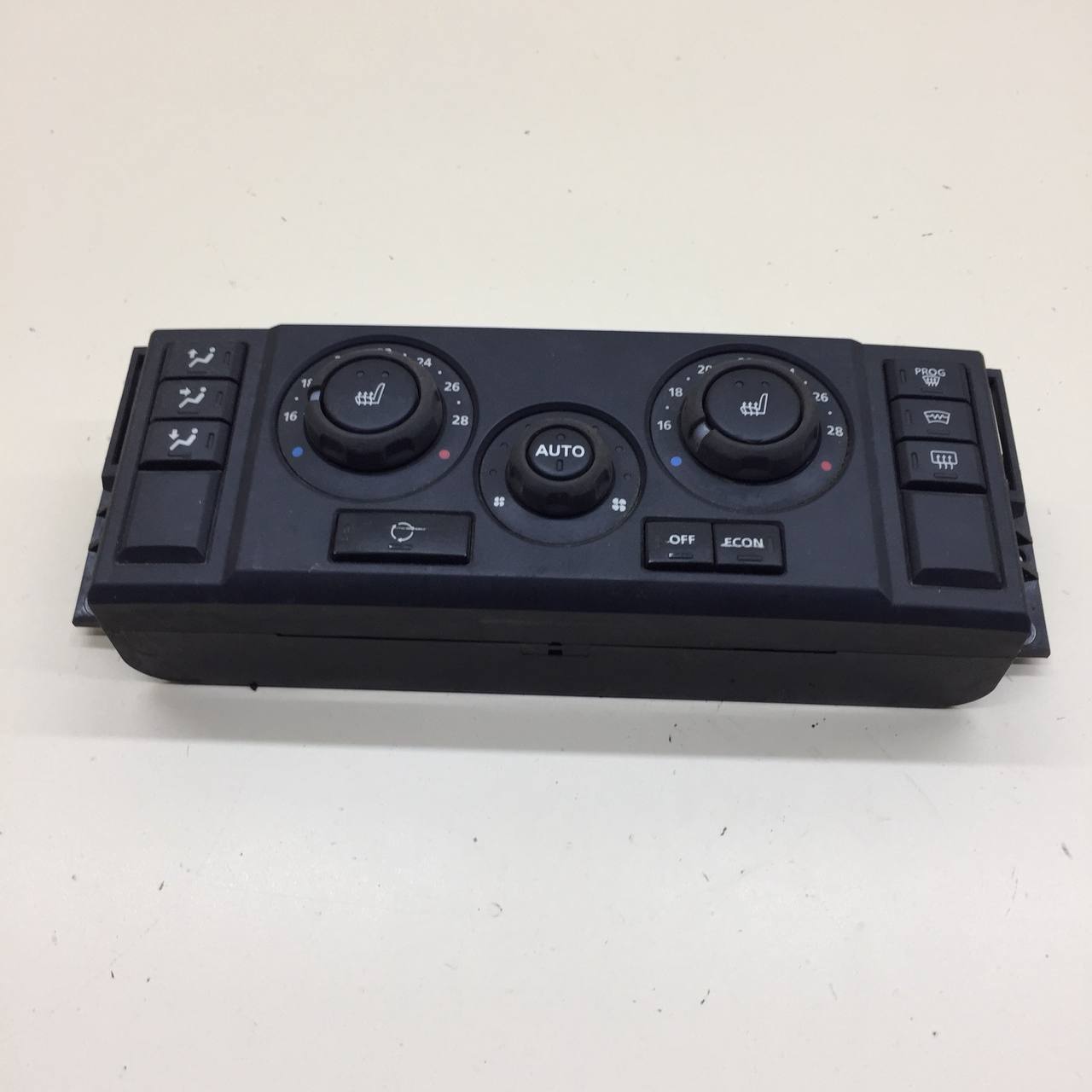 Блок управления климатической установкой Land Rover Range Rover Sport 2005-2012