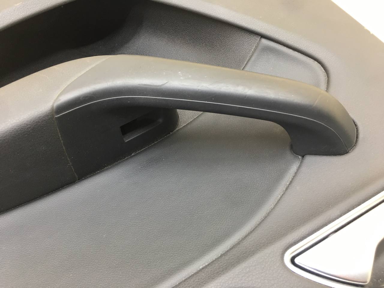 Обшивка двери задней правой Audi Audi Q3 (8U) 2012>