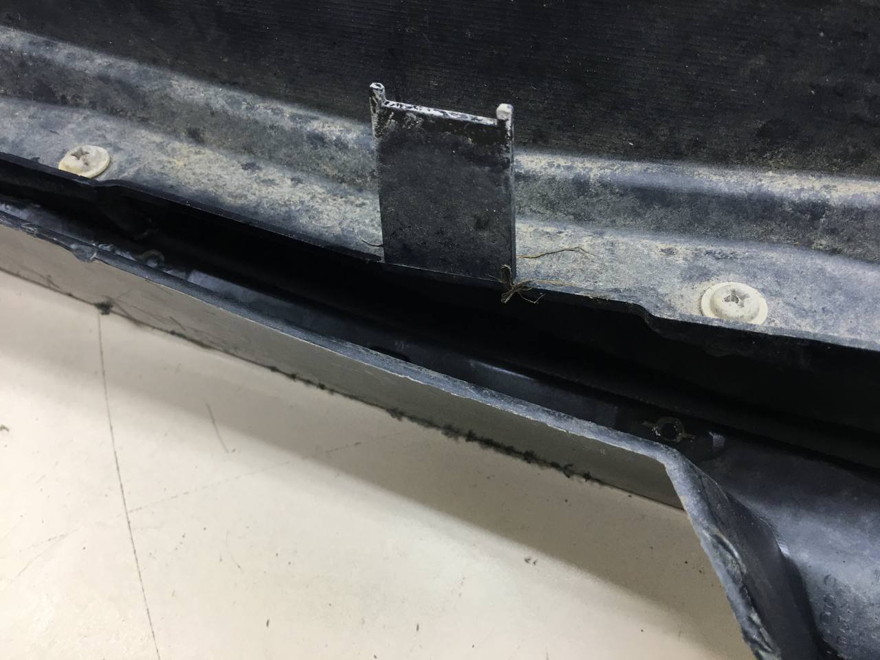 Бампер передний Mitsubishi Lancer 9  (CS/Classic) 2000-2011