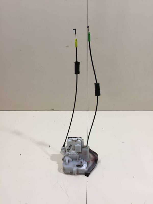 Замок двери задней левой Subaru Impreza (G12) 2007-2012