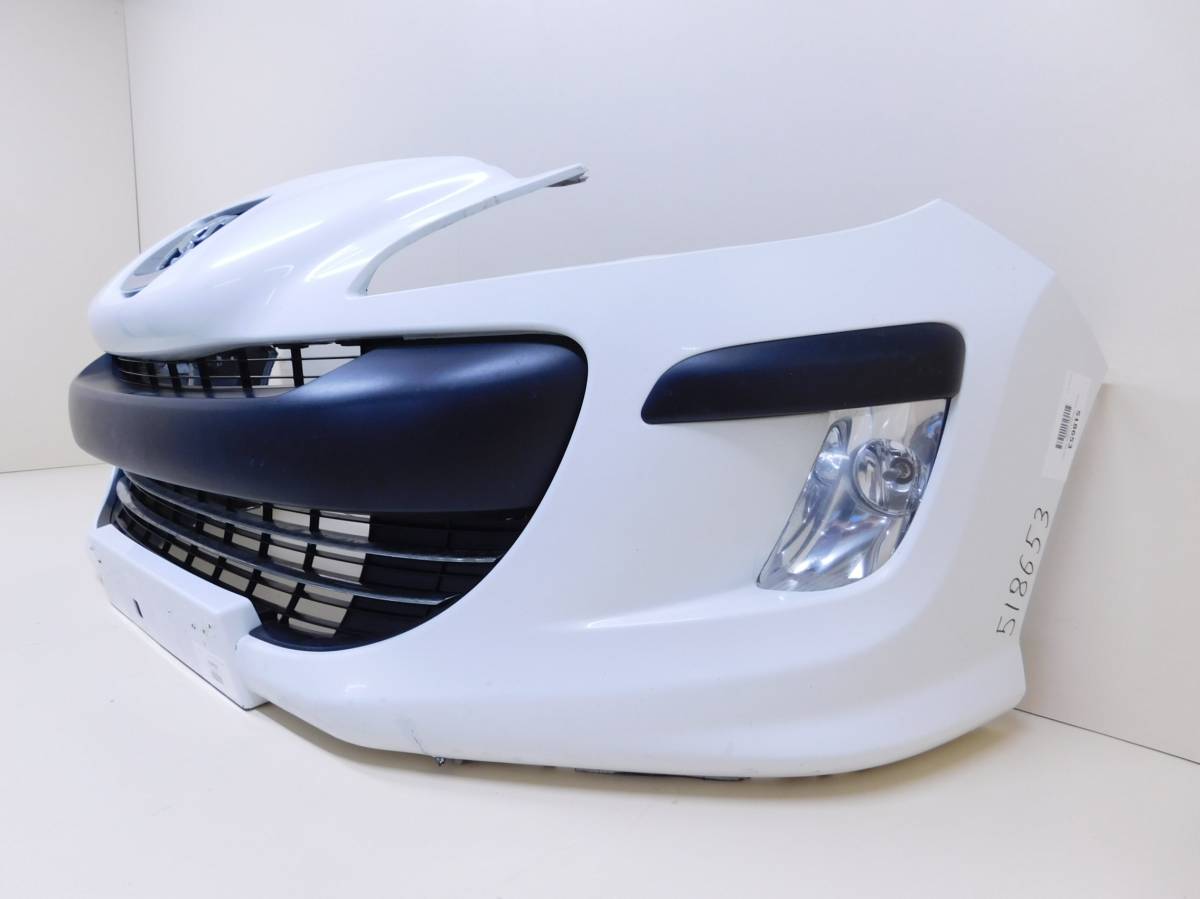 Бампер передний Peugeot 308 2007>