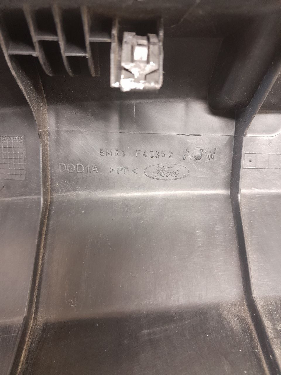Обшивка багажника Ford Focus 2 (DB) 2008-2011