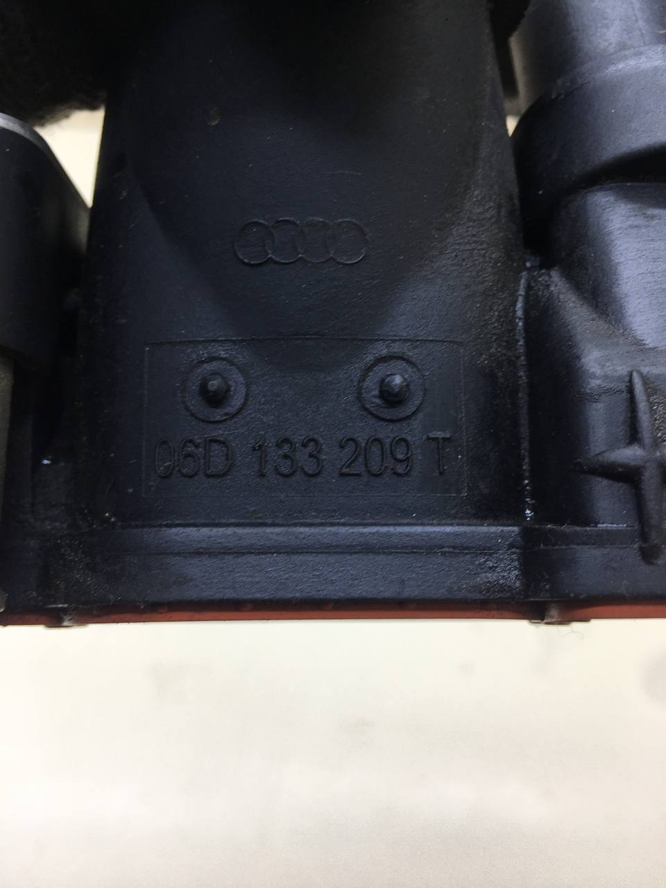 Коллектор впускной Audi A3 (8P) 2004-2013 Коллектор впускной Audi A3 (8P) 2004-2013