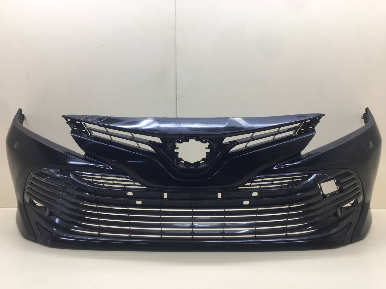 Бампер передний Toyota Camry (XV70) 2017> Бампер передний Toyota Camry (XV70) 2017>