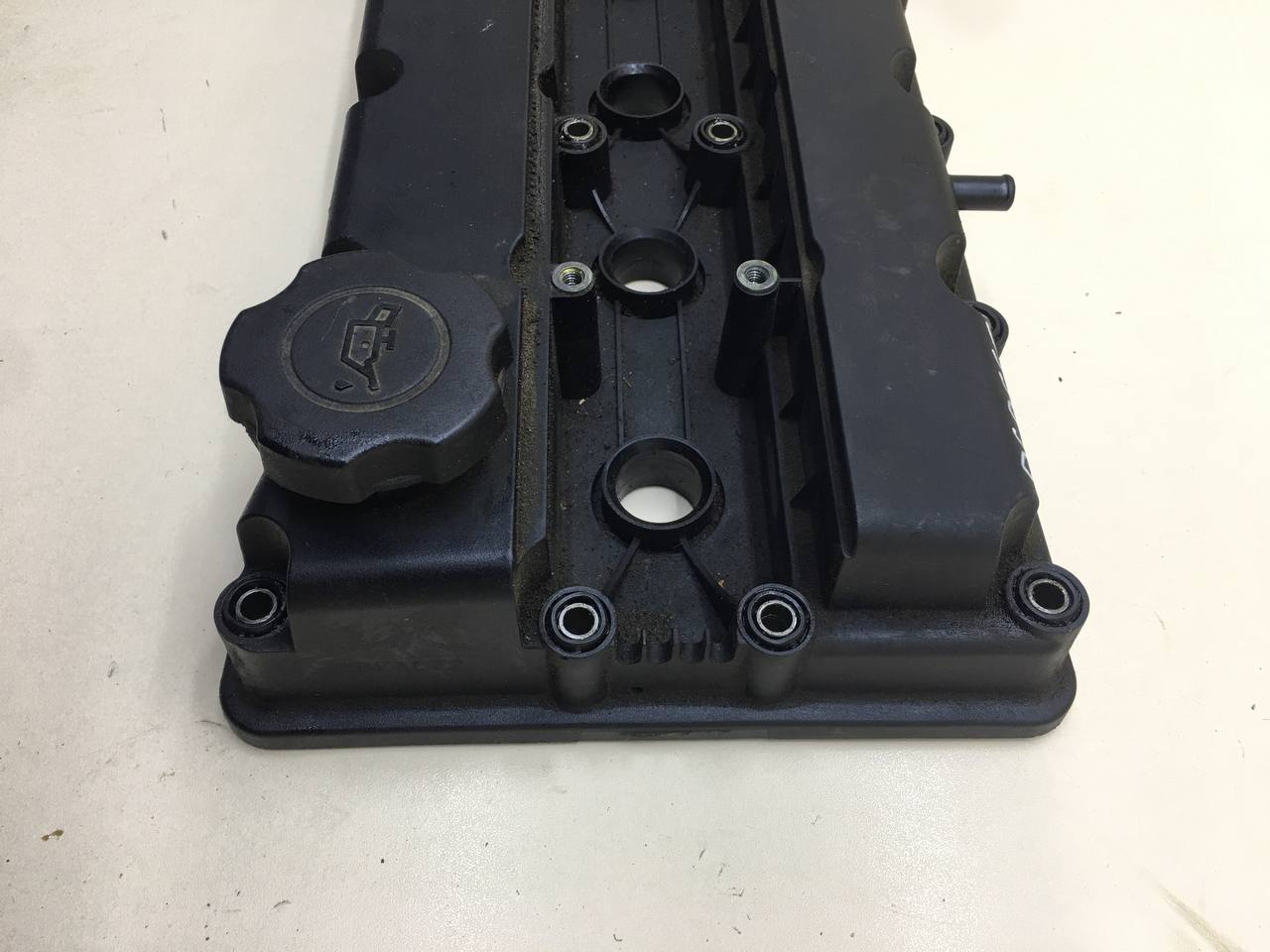 Крышка головки блока (клапанная) Chevrolet Lacetti (J200) 2003-2013 Крышка головки блока (клапанная) Chevrolet Lacetti (J200) 2003-2013