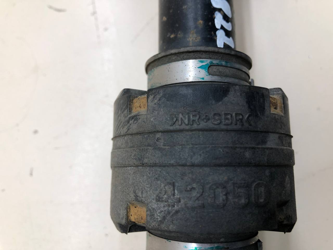 Полуось передняя левая Toyota Rav 4 (XA40) 2013-2019 Полуось передняя левая Toyota Rav 4 (XA40) 2013-2019