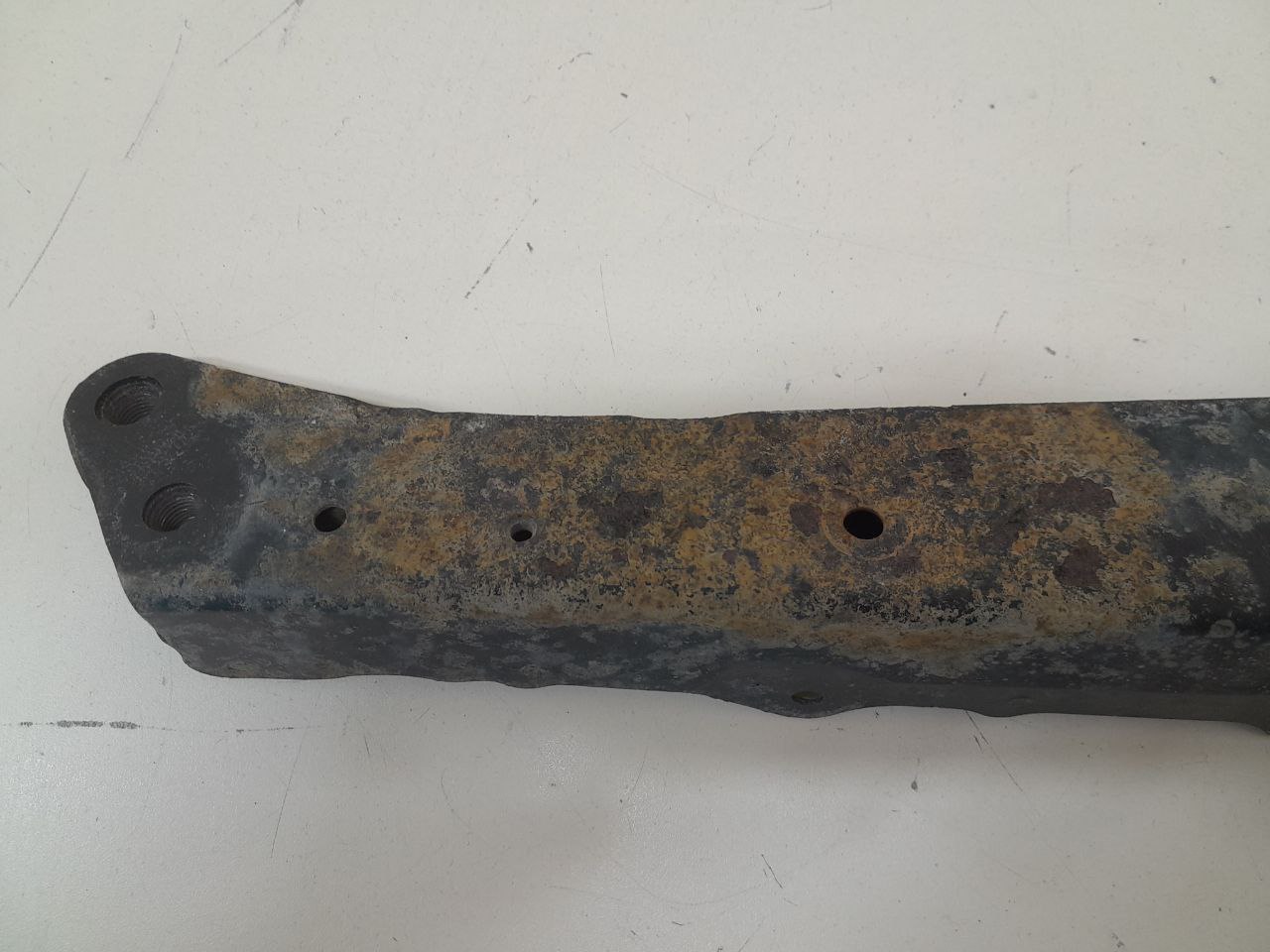Балка передняя продольная Toyota Auris (E150) 2006-2012