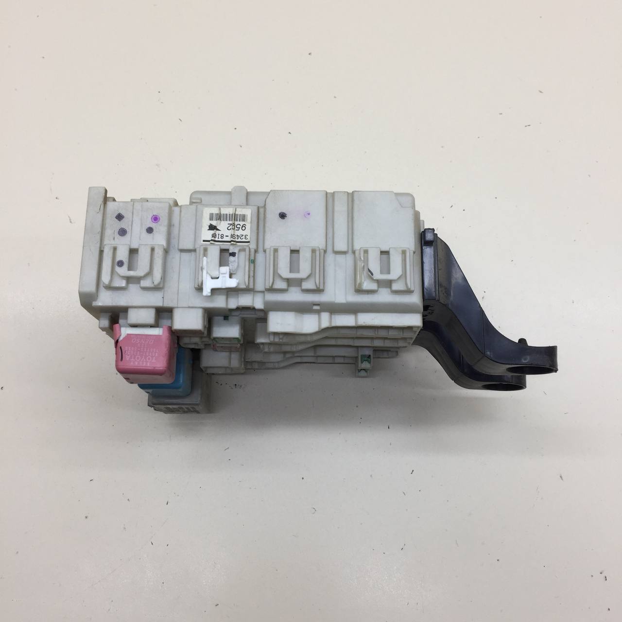 Блок предохранителей Toyota Corolla E150 2006-2013 Блок предохранителей Toyota Corolla E150 2006-2013